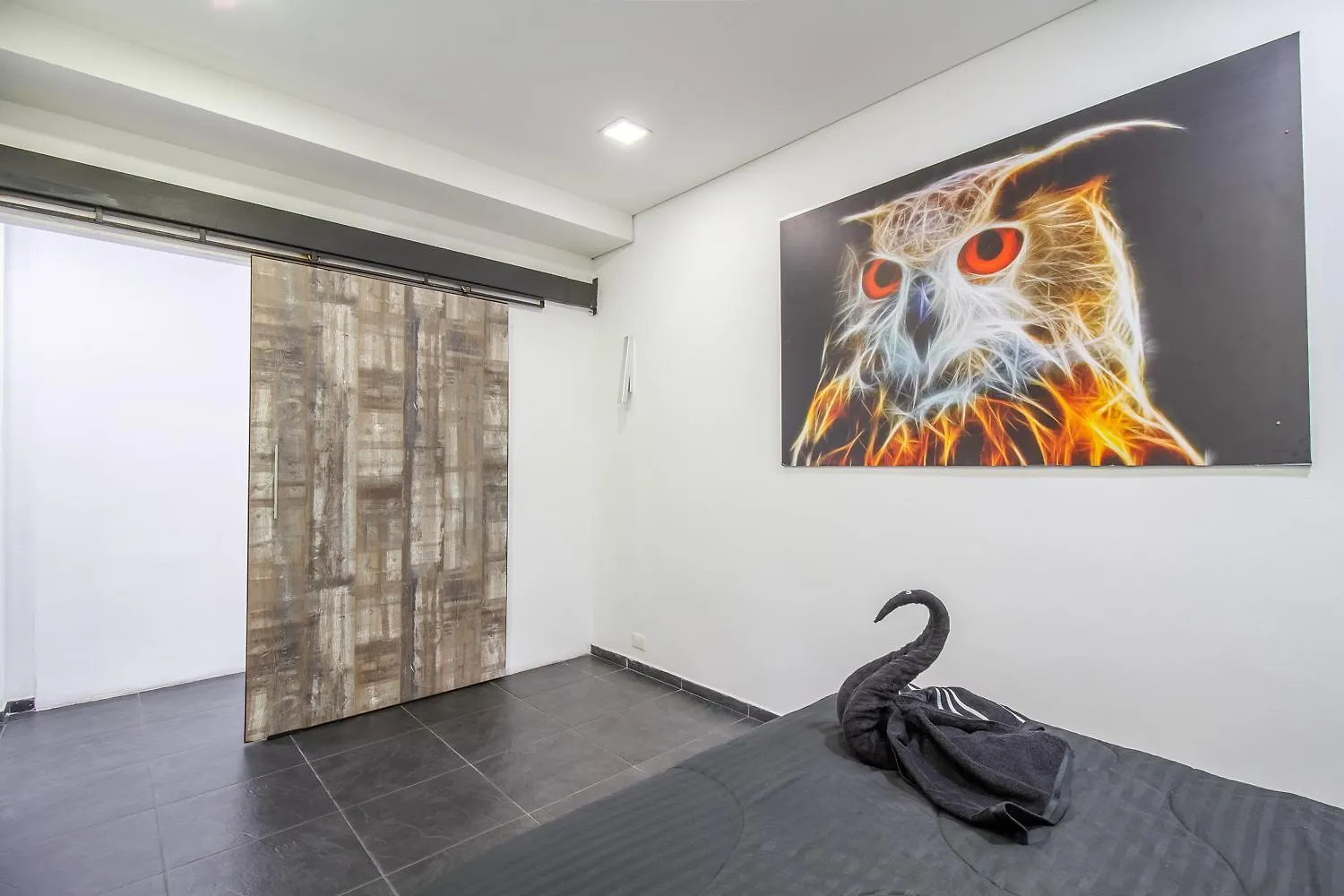 6 Bedroom And Jacuzzi 1 Block From Lleras P6 메딜린 0*,