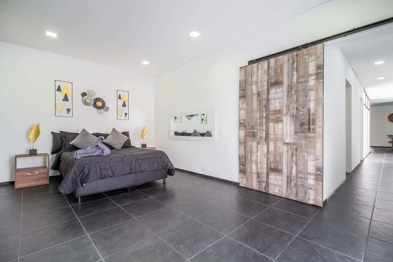 6 Bedroom And Jacuzzi 1 Block From Lleras P6 麦德林