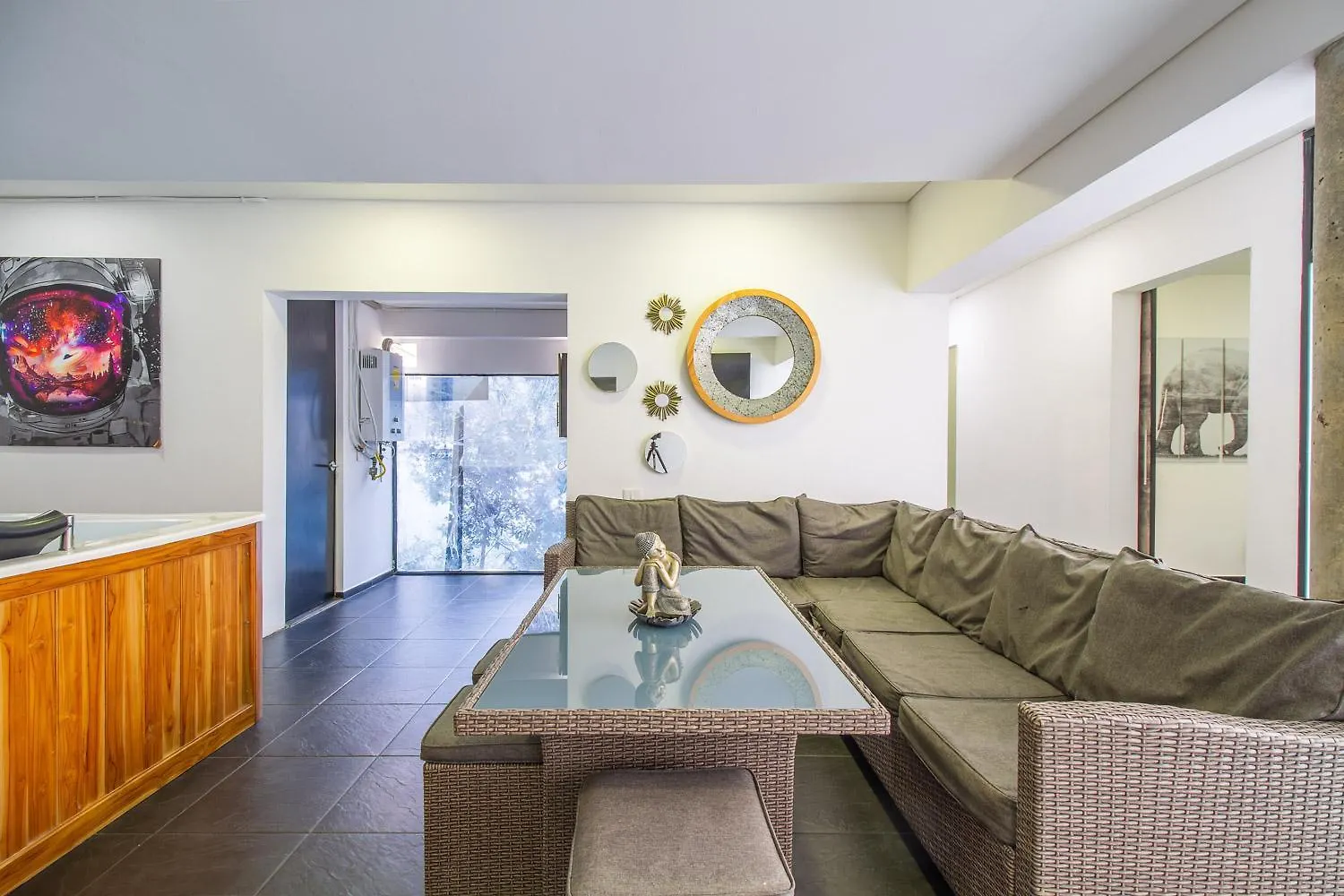 6 Bedroom And Jacuzzi 1 Block From Lleras P6 麦德林 公寓