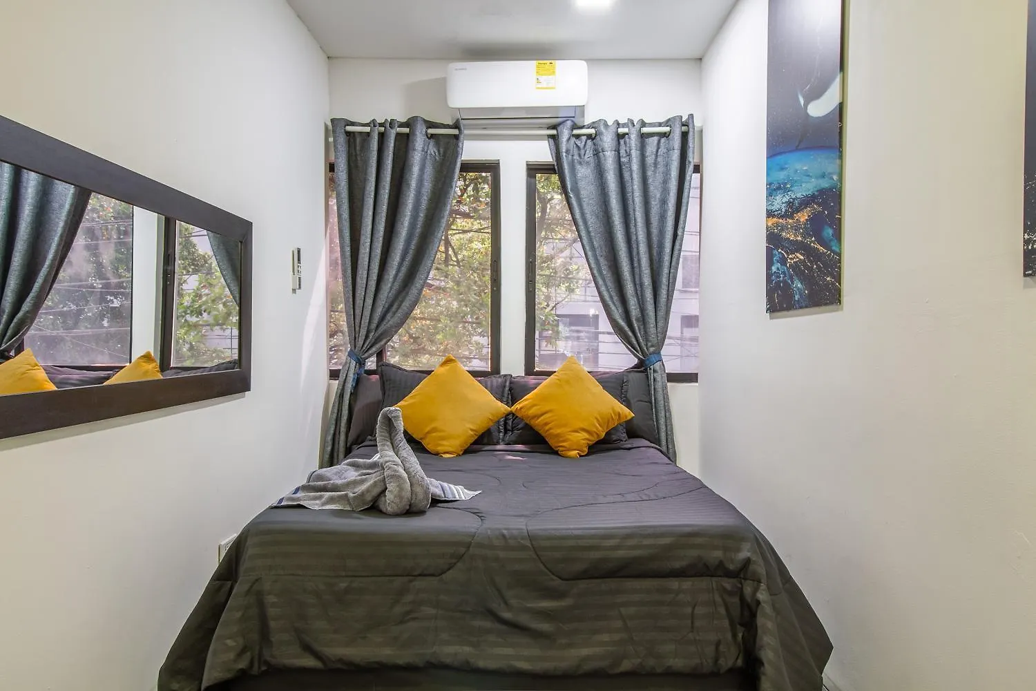 公寓 6 Bedroom And Jacuzzi 1 Block From Lleras P6 麦德林 哥伦比亚