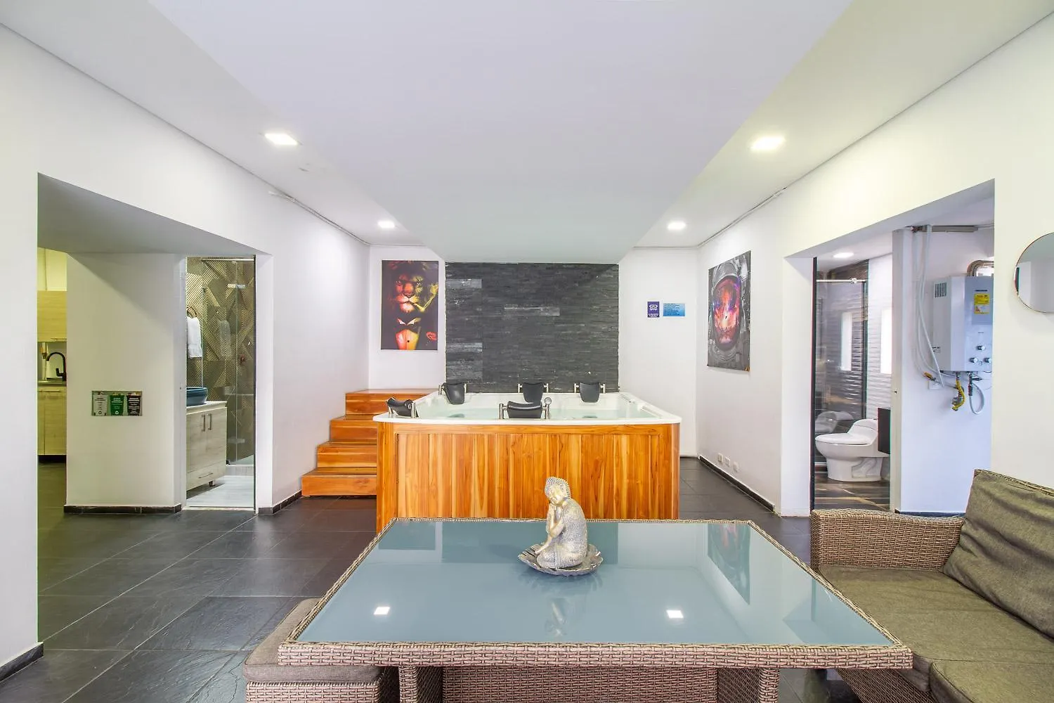6 Bedroom And Jacuzzi 1 Block From Lleras P6 麦德林